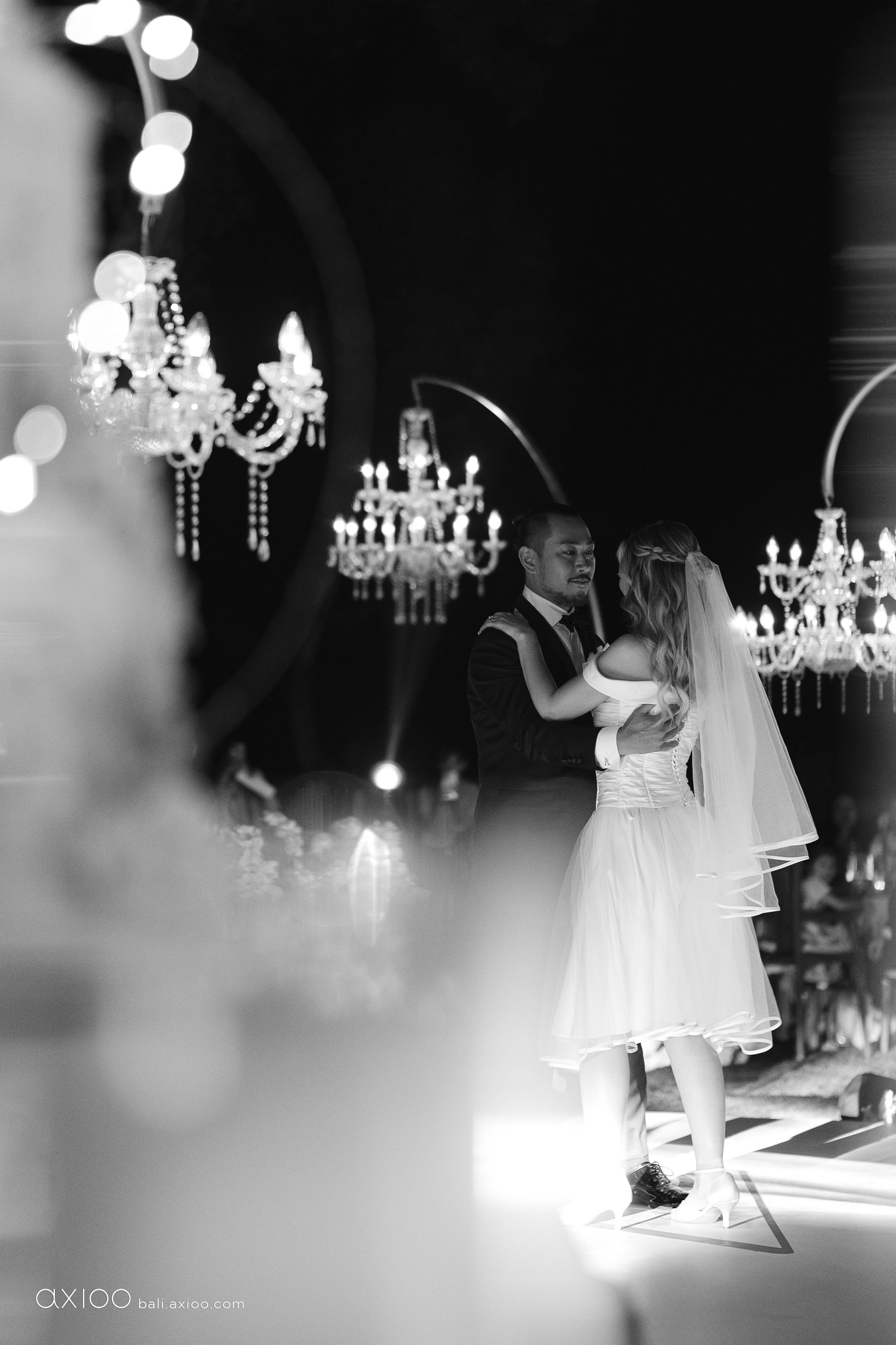 Axioo: A Reign of Forever